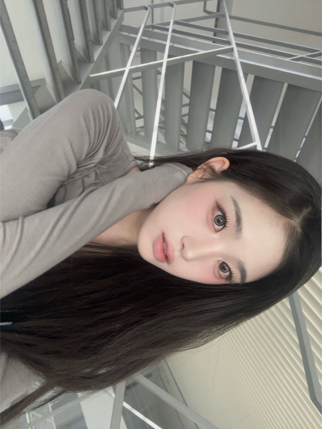 ✧·˚ : *✧·˚ : * 🩶