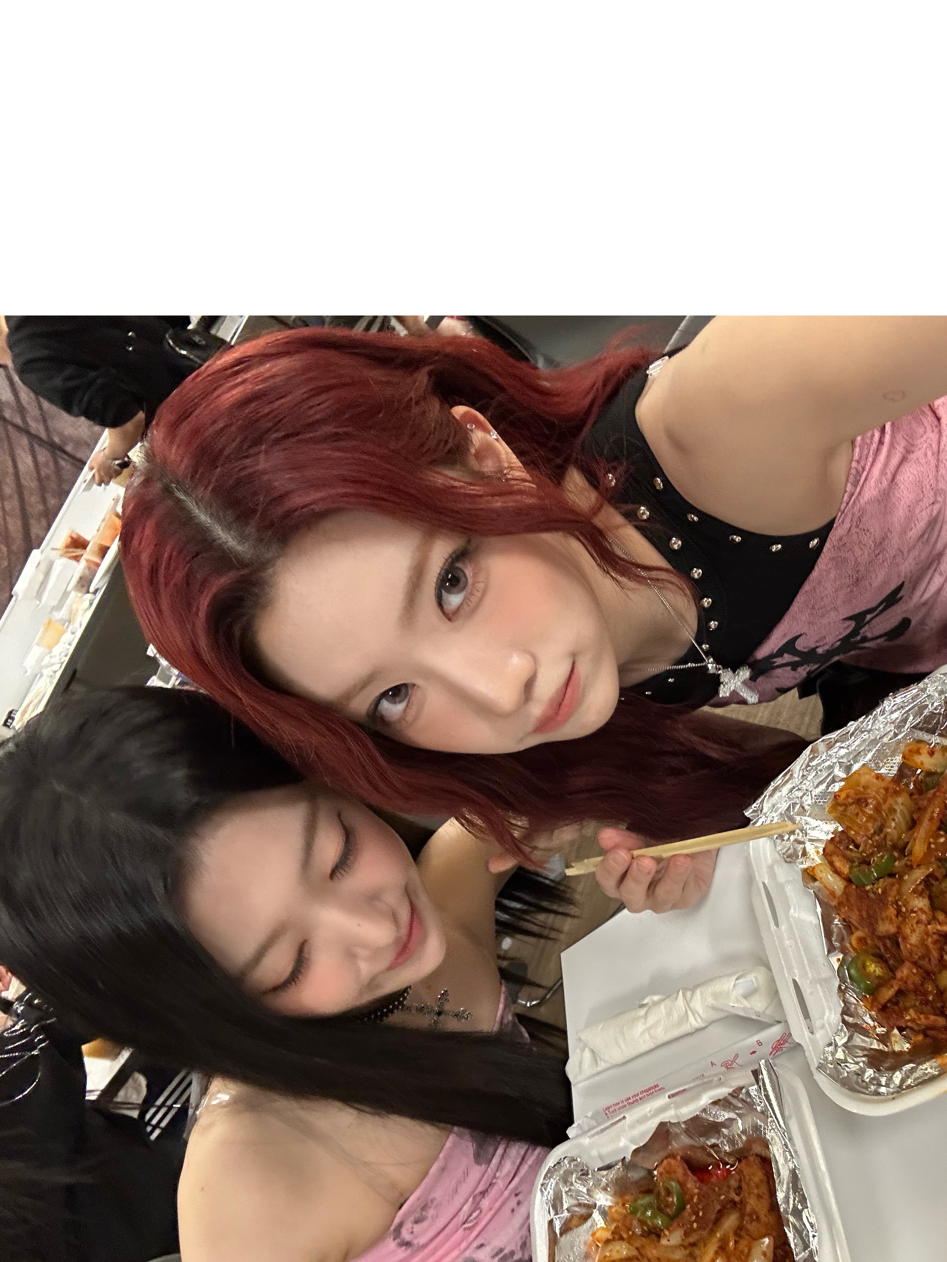 저는 잘 먹고 투어 열심히 하고 있습니당😉
우리들은 잘 지내나요~?!🥹