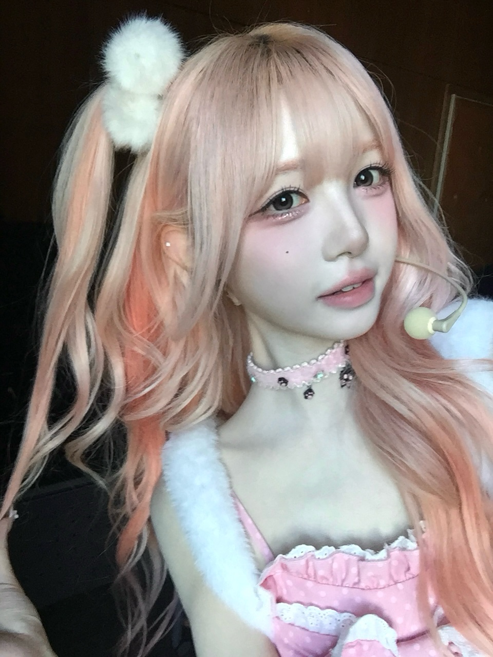 맞습니다…. 사실 제가 호시노 채원입니다……