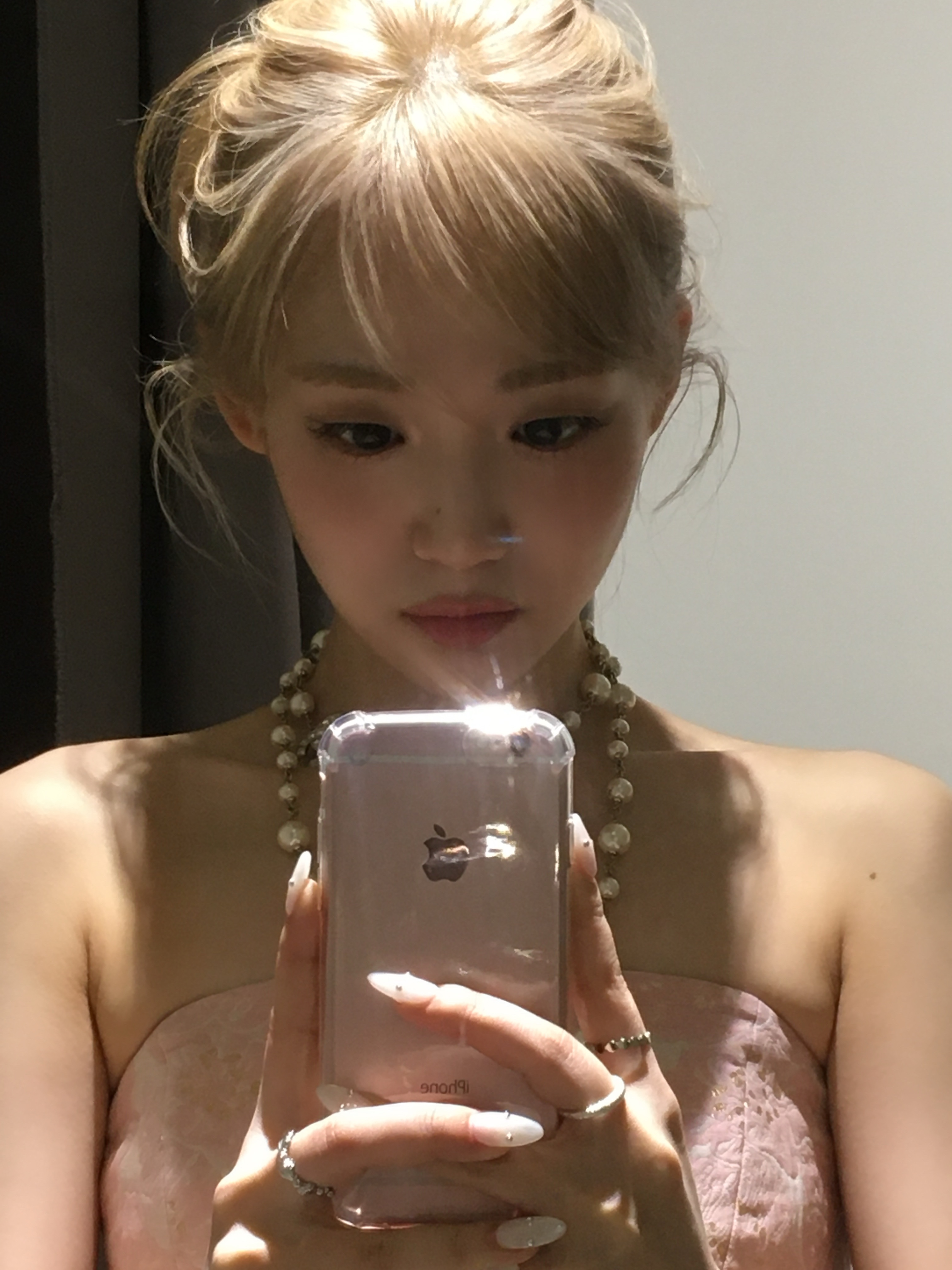 이어서•••