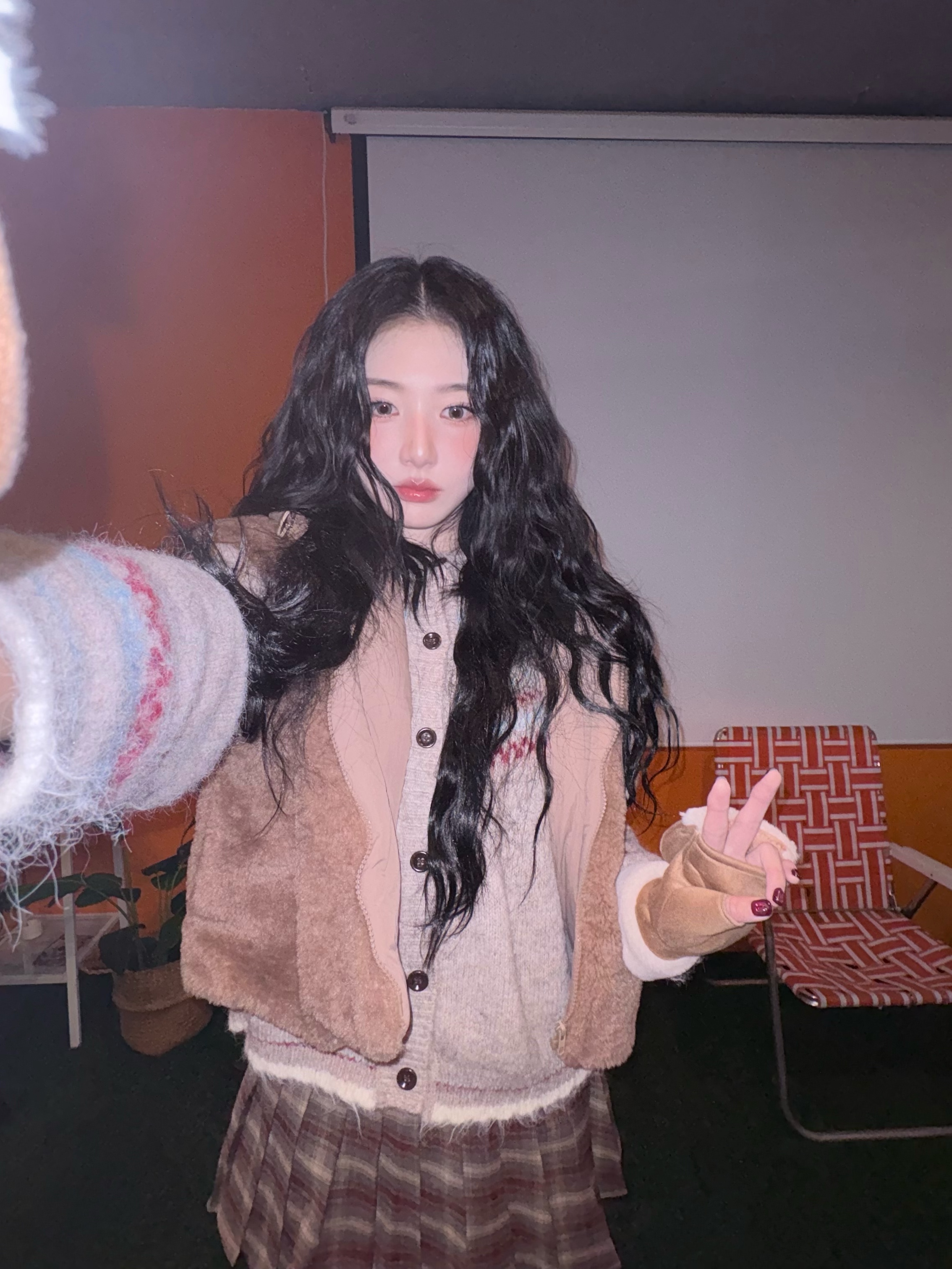 비오니까 따뜻하게 입어~☕️