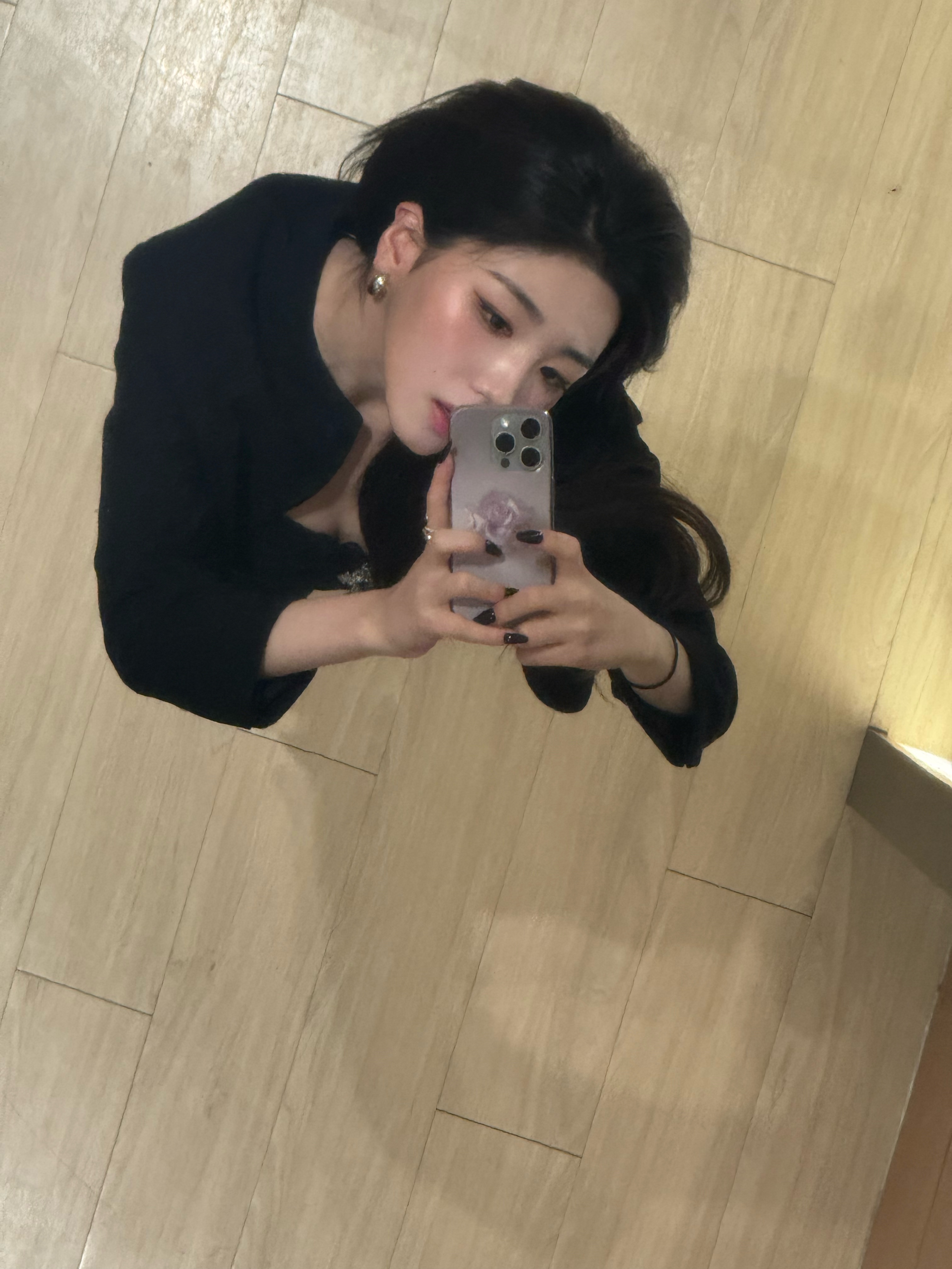 히히