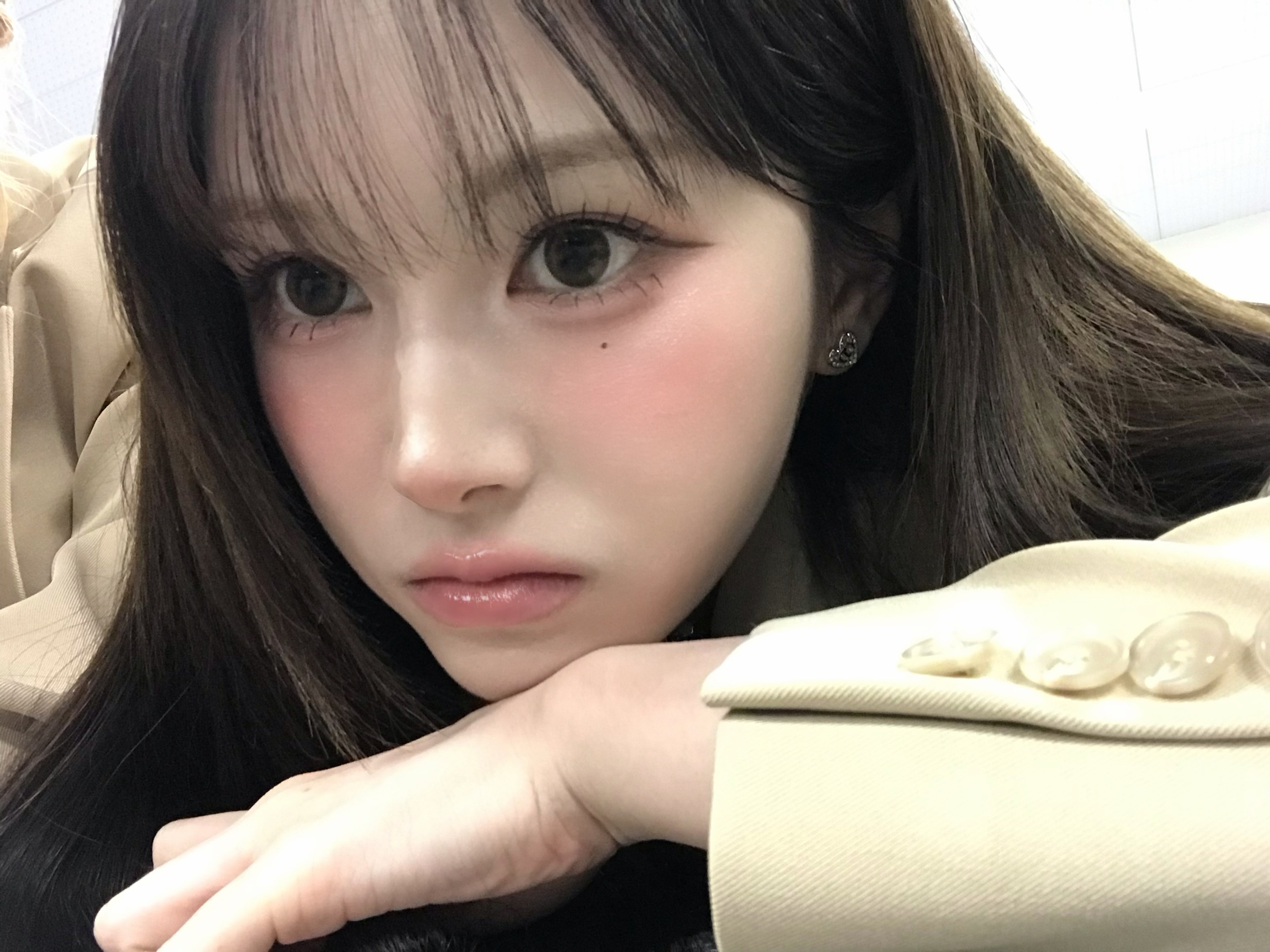 뭘 봐!