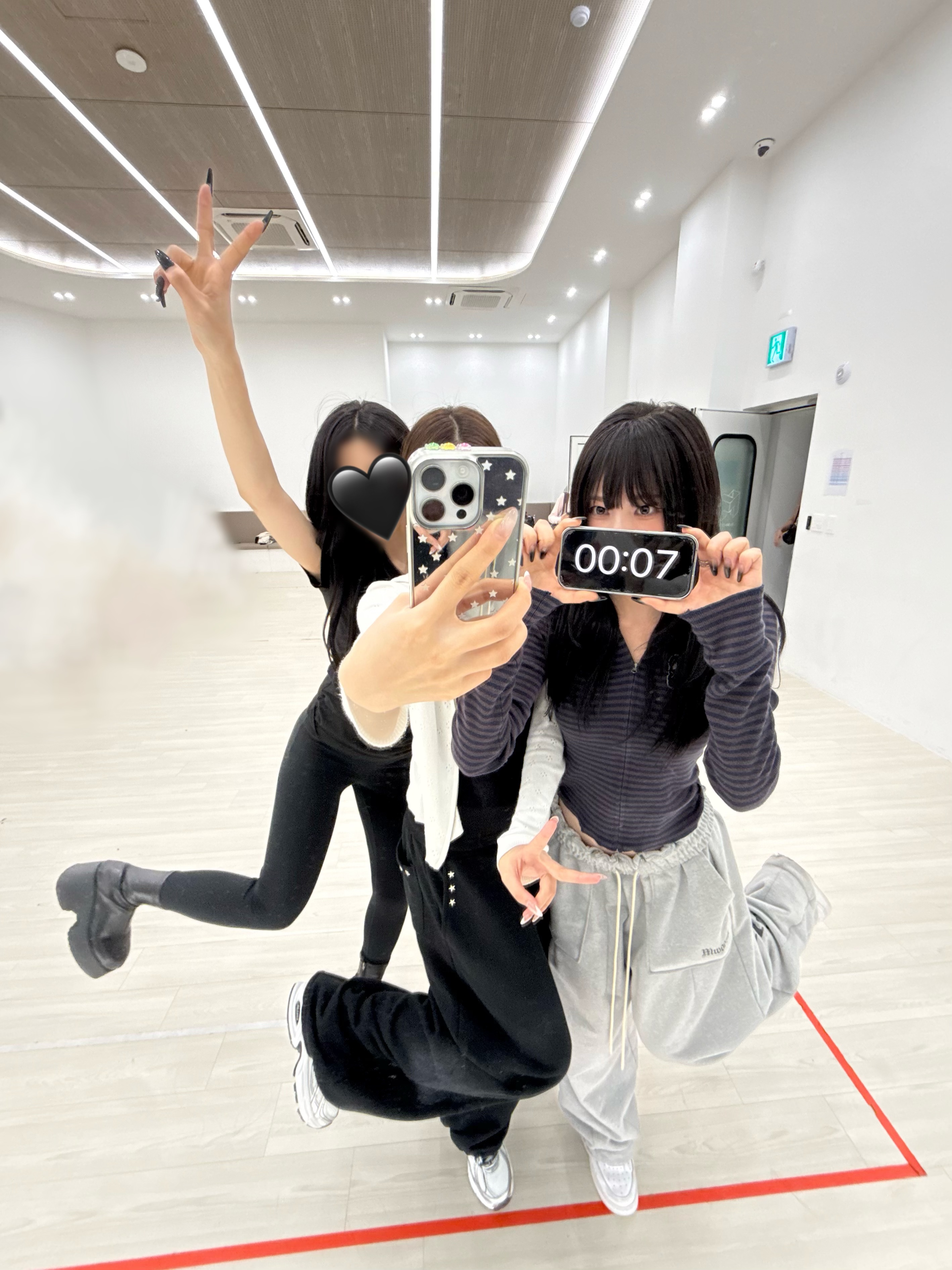 D-5