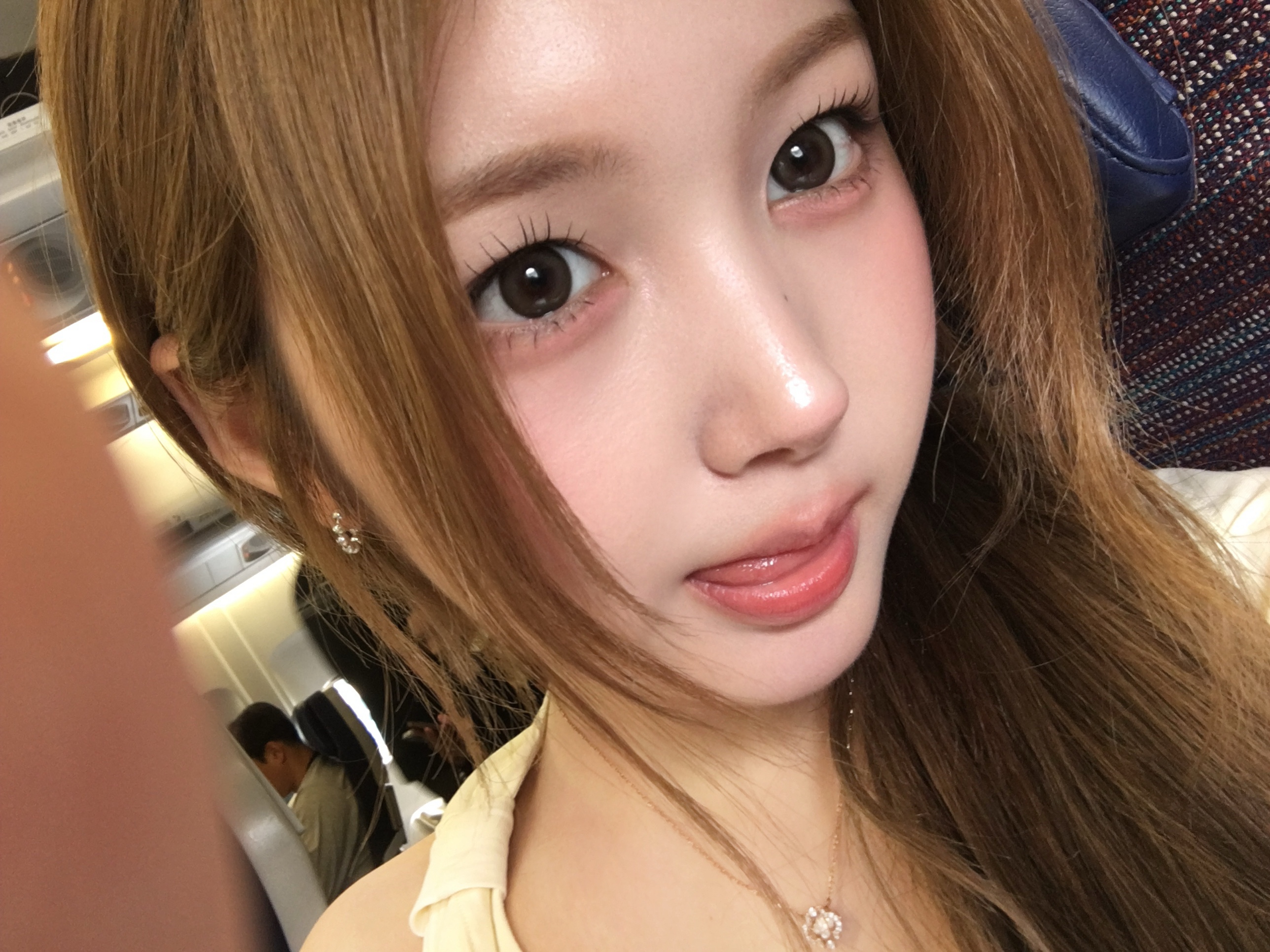 빼꼼