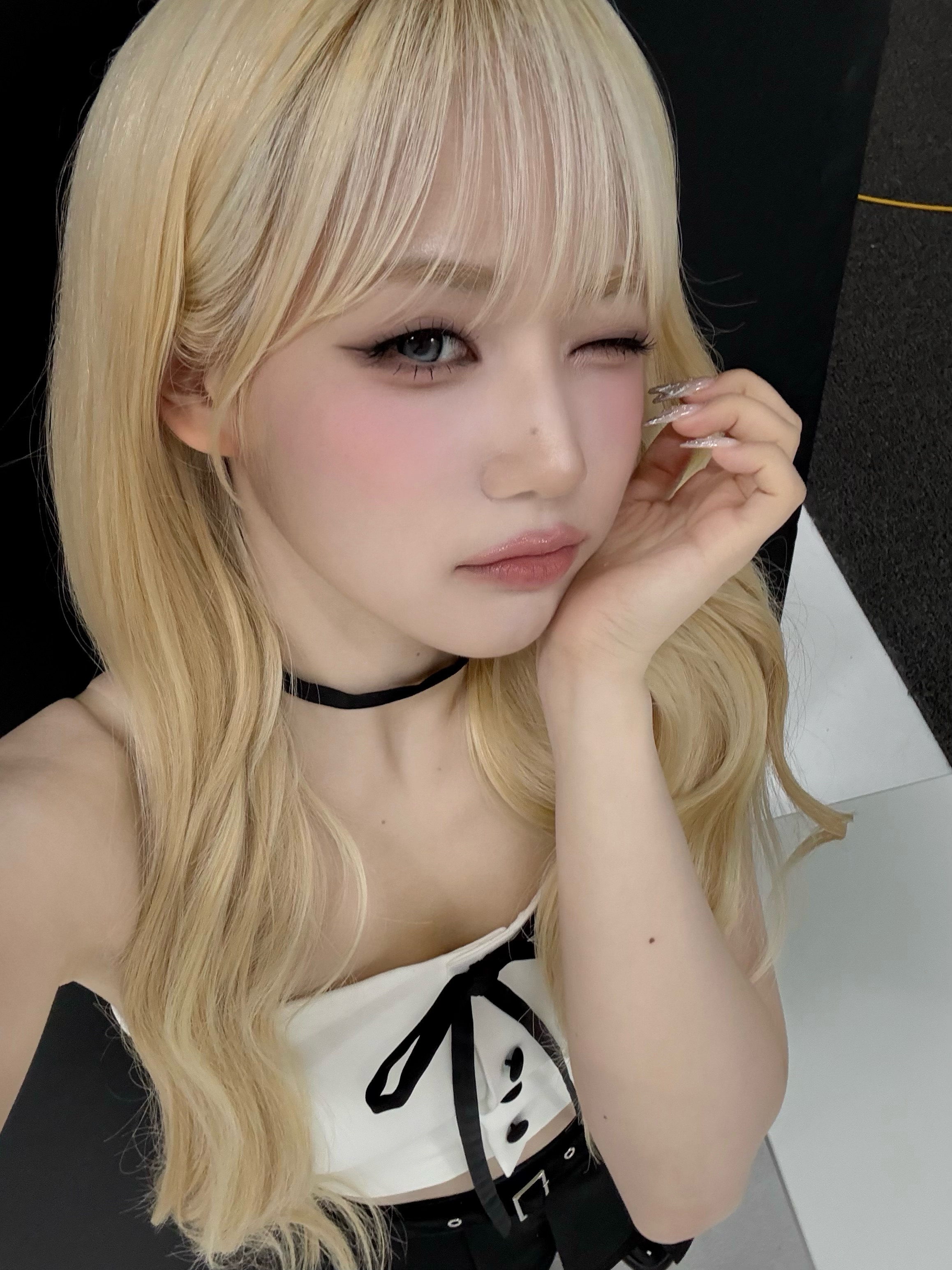 이어서•••