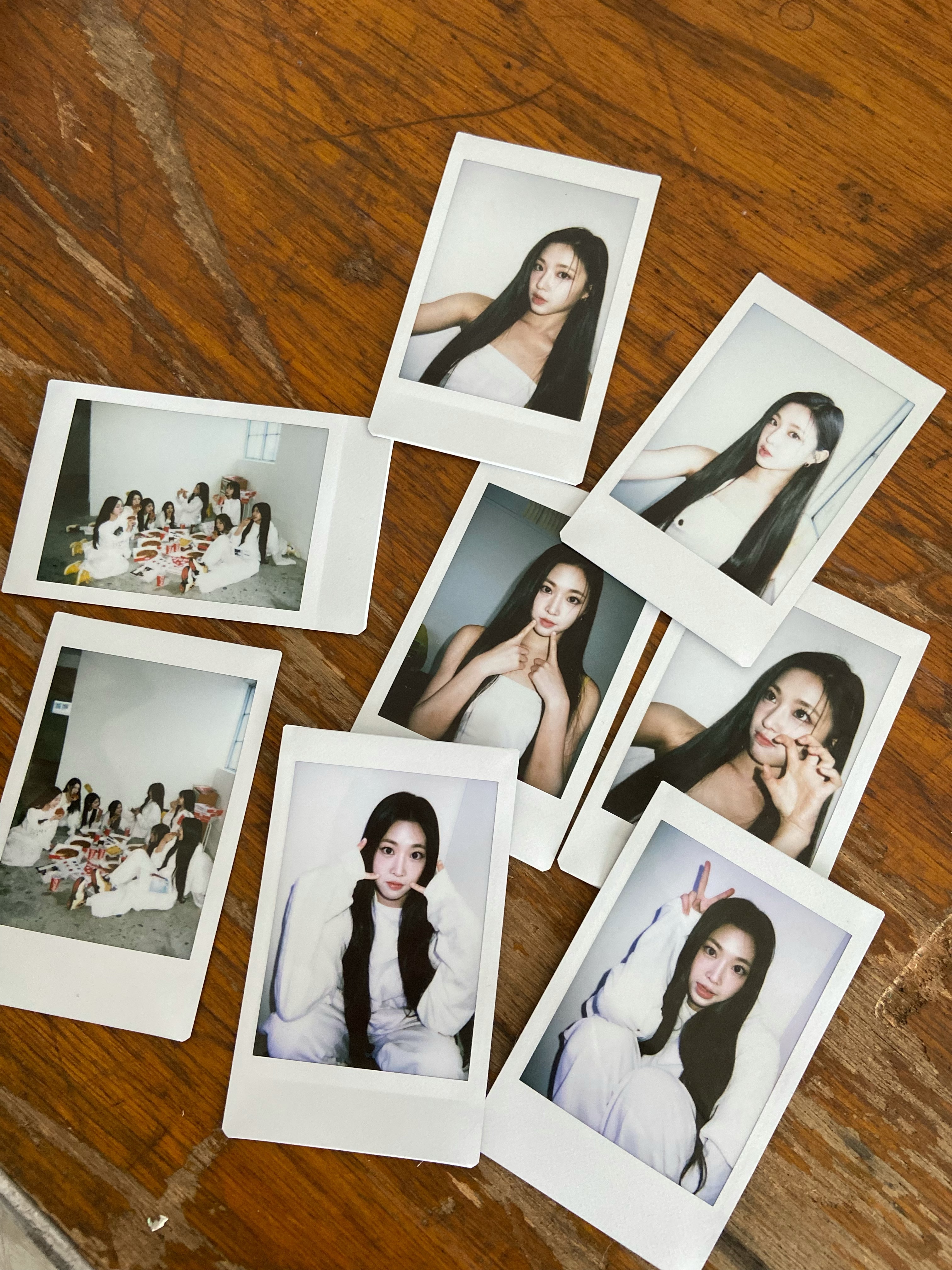 러블루션 3주년이다🎉
다들 오늘도 거울보고 자신한테 사랑해~
:거울 속에 나를 더 사랑해 줄 거야🎀