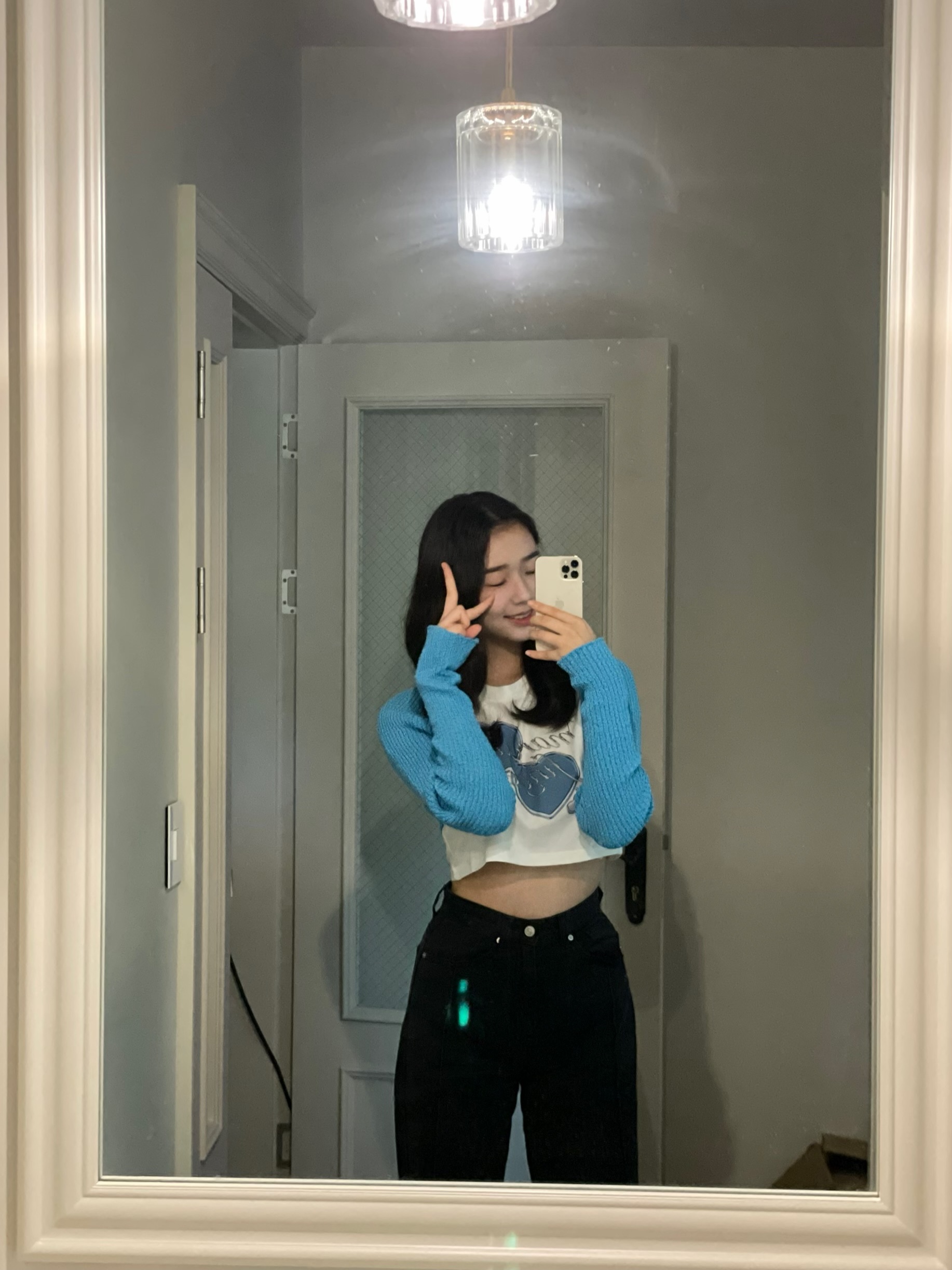 가평하우스 입구 거울
