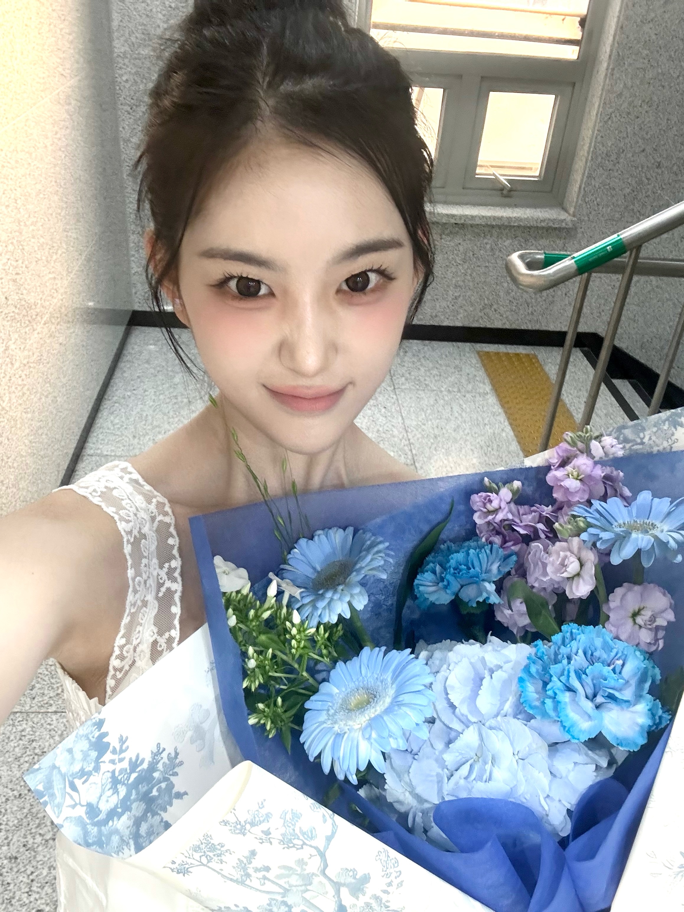 🤍🩵💐💙💜