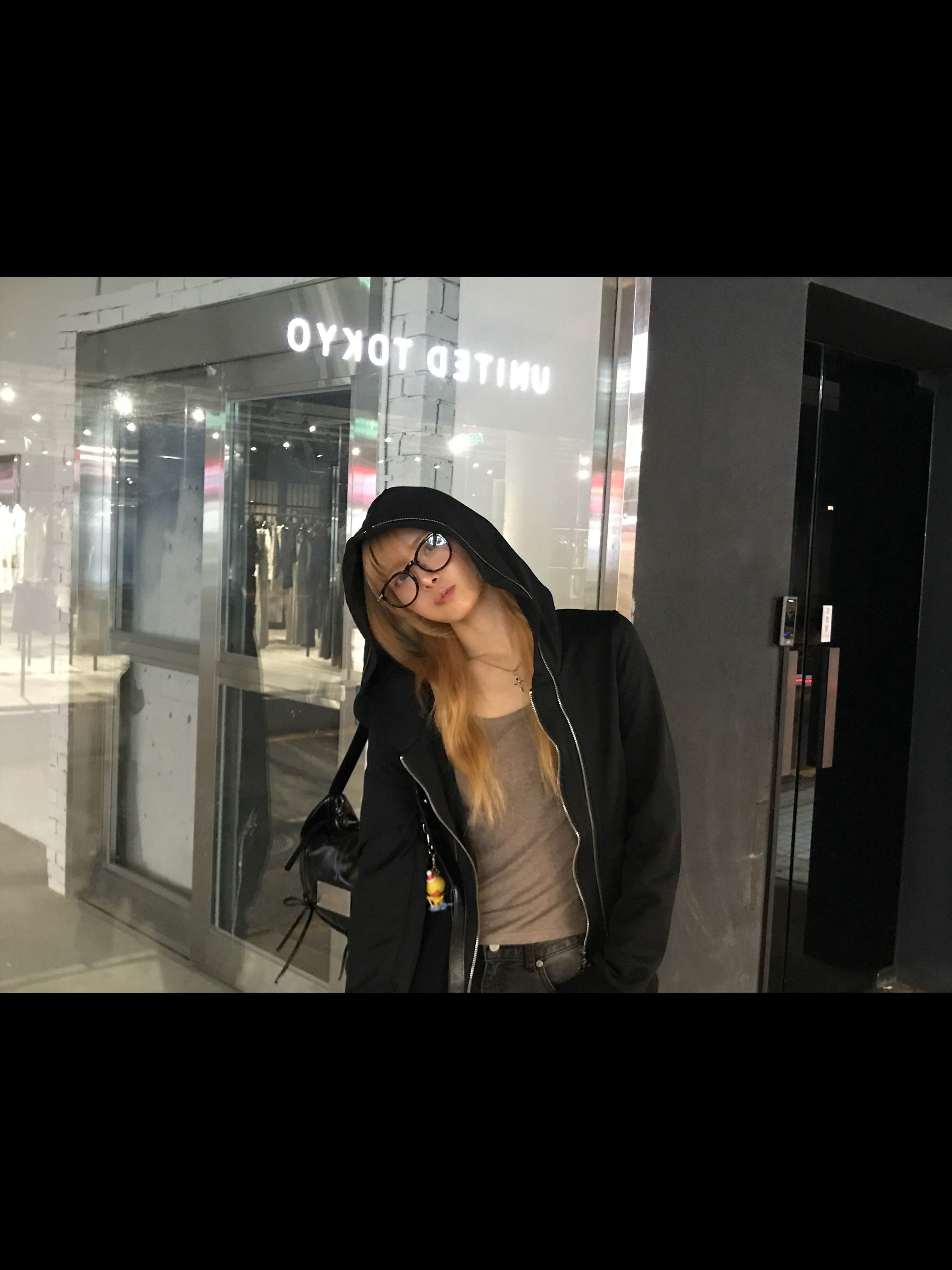 친구가 찍어줌👯‍♀️