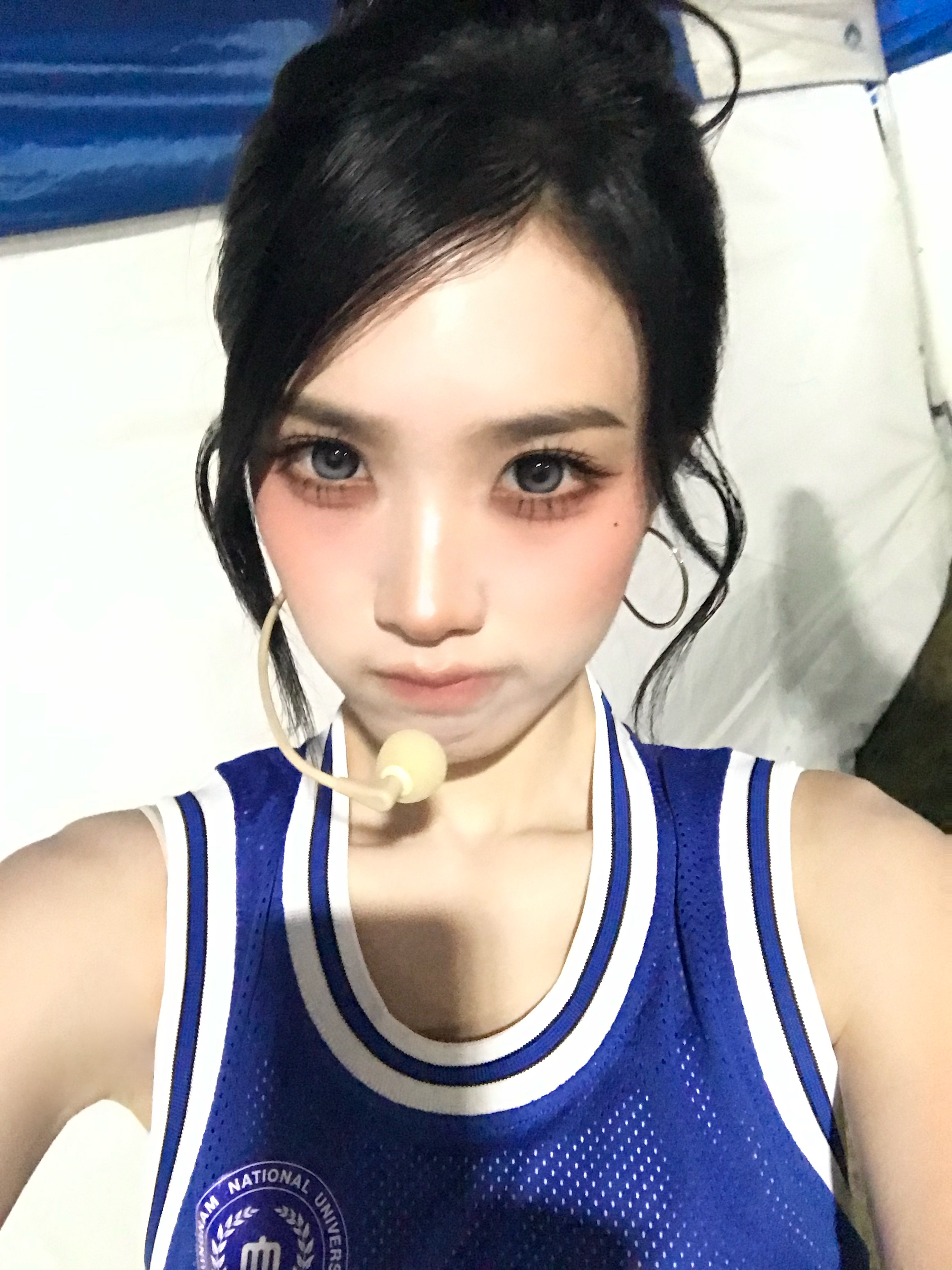 💙🤍