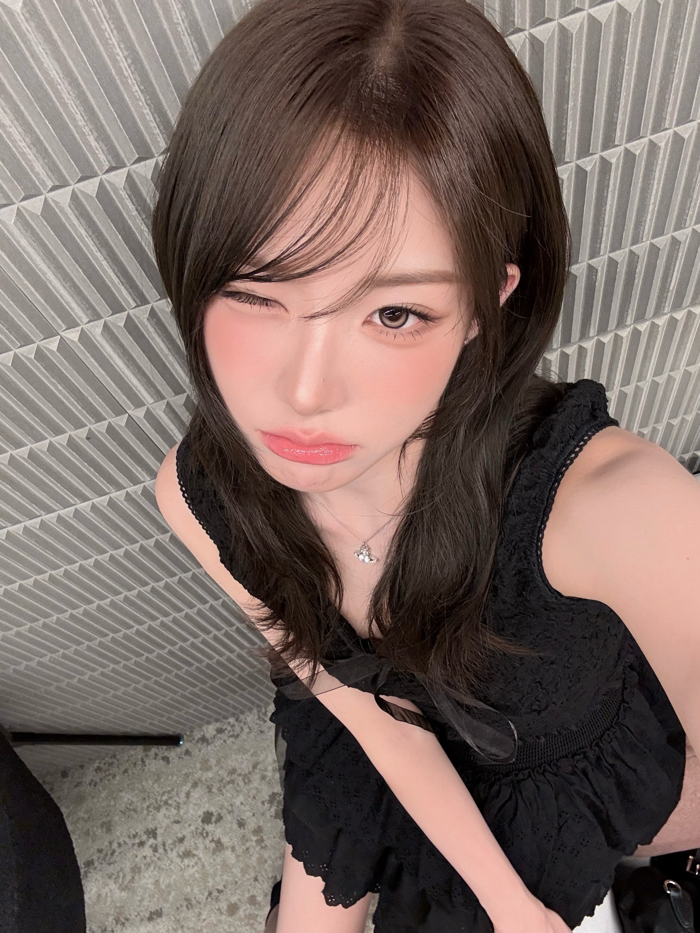 🖤