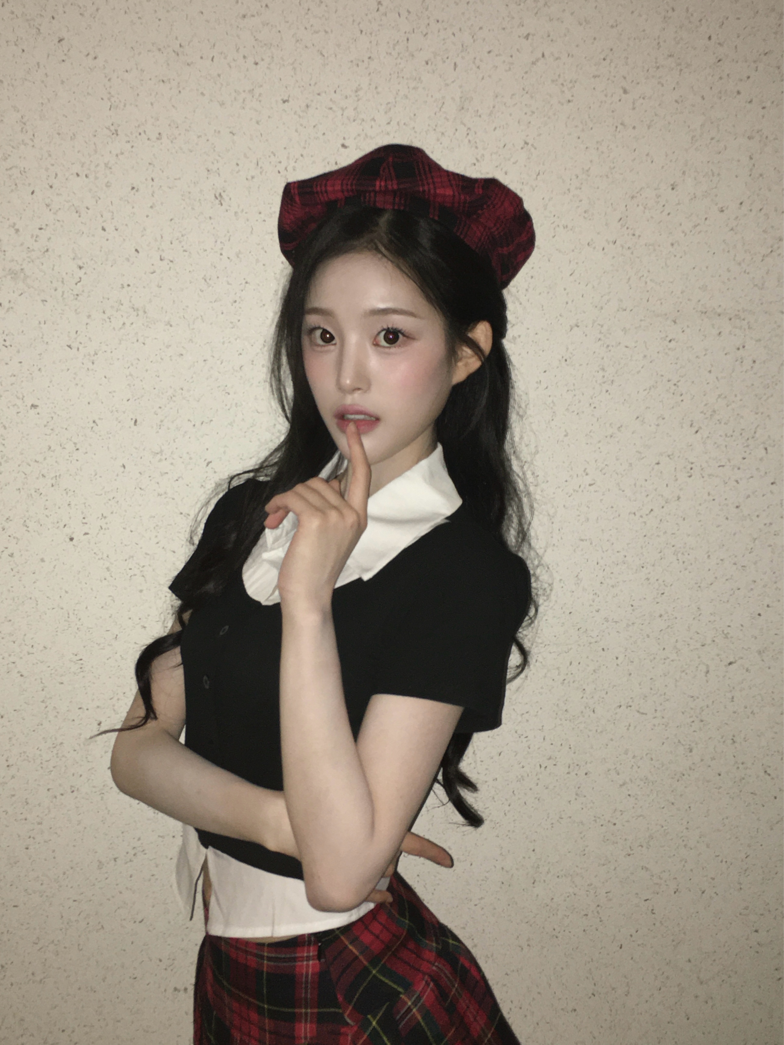 안녕?
한 번쯤은 날 들어봤겠지 너의🫵사랑니🦷🖤❤️