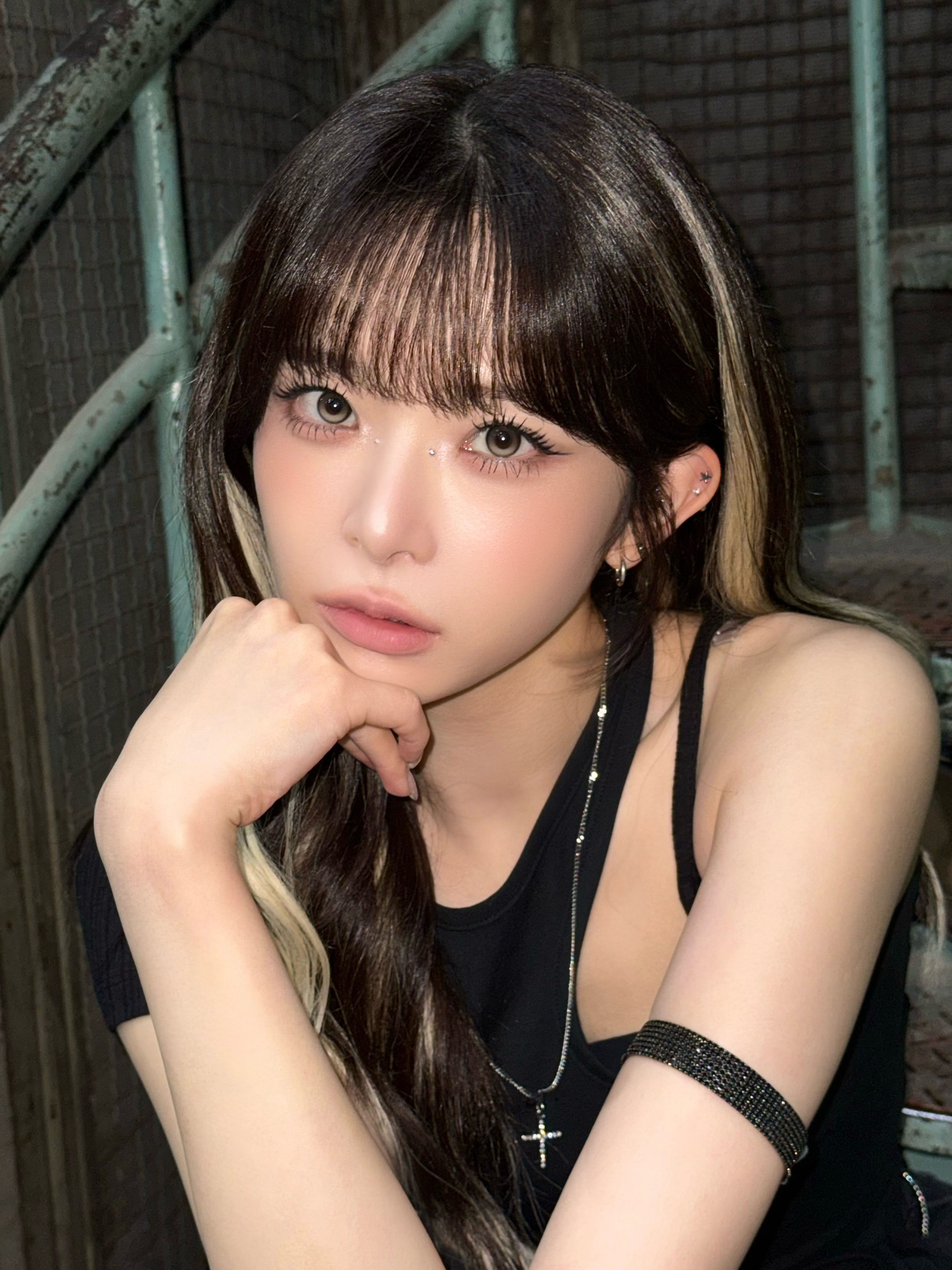 이 머리 보면 쿠앤크 먹고 싶어지네