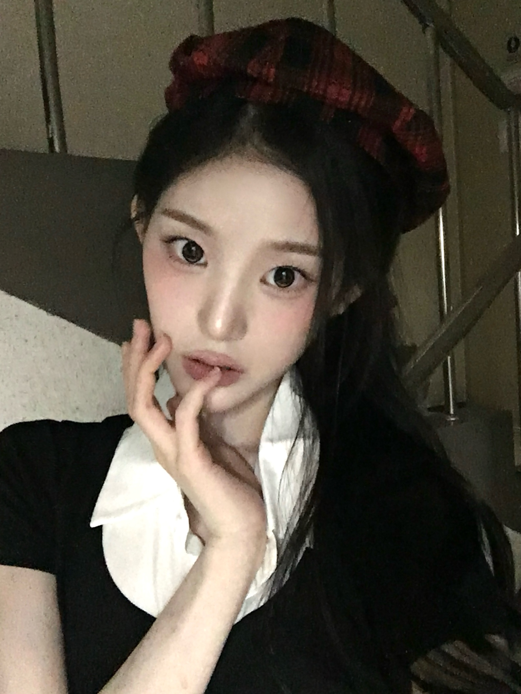 안녕?
한 번쯤은 날 들어봤겠지 너의🫵사랑니🦷🖤❤️