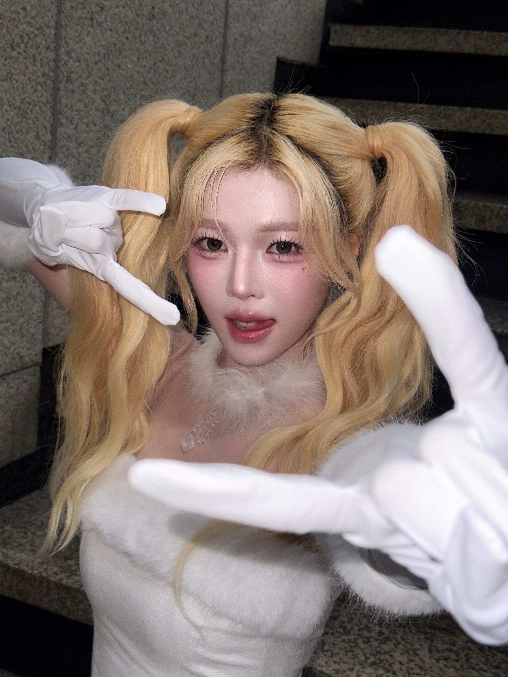 정의의 이름으로 웨이브를 가져가겠다