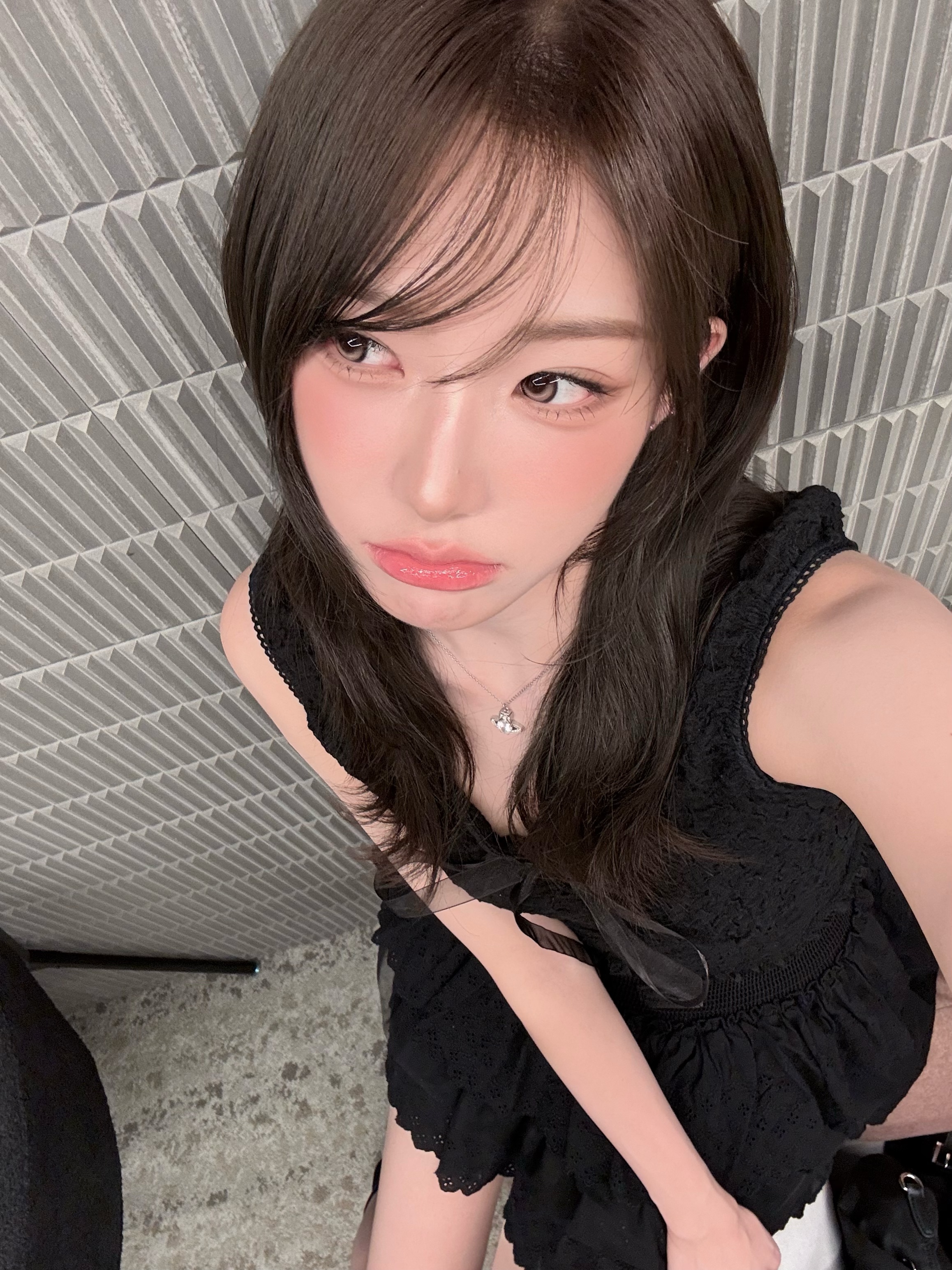 🖤