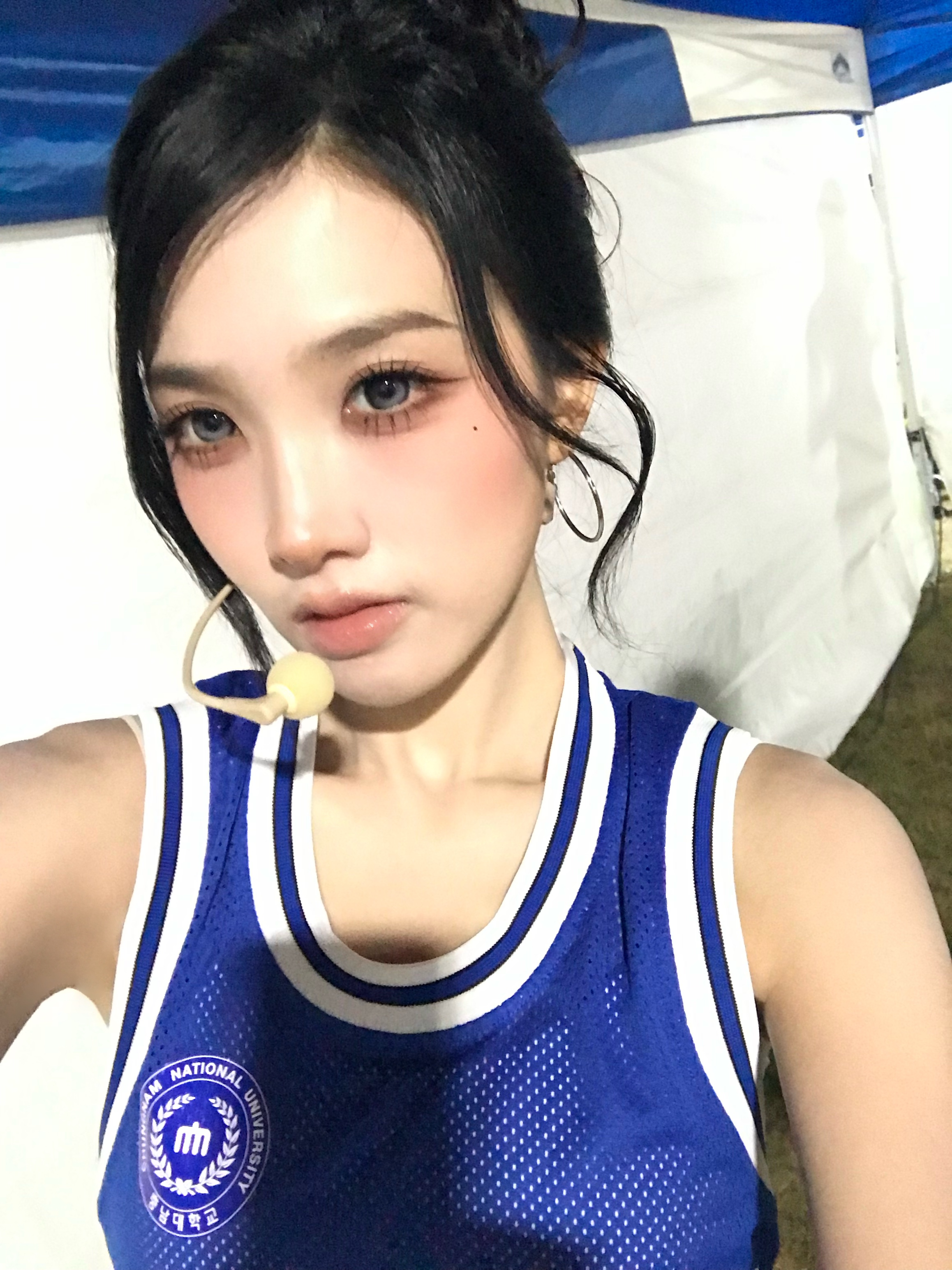 💙🤍