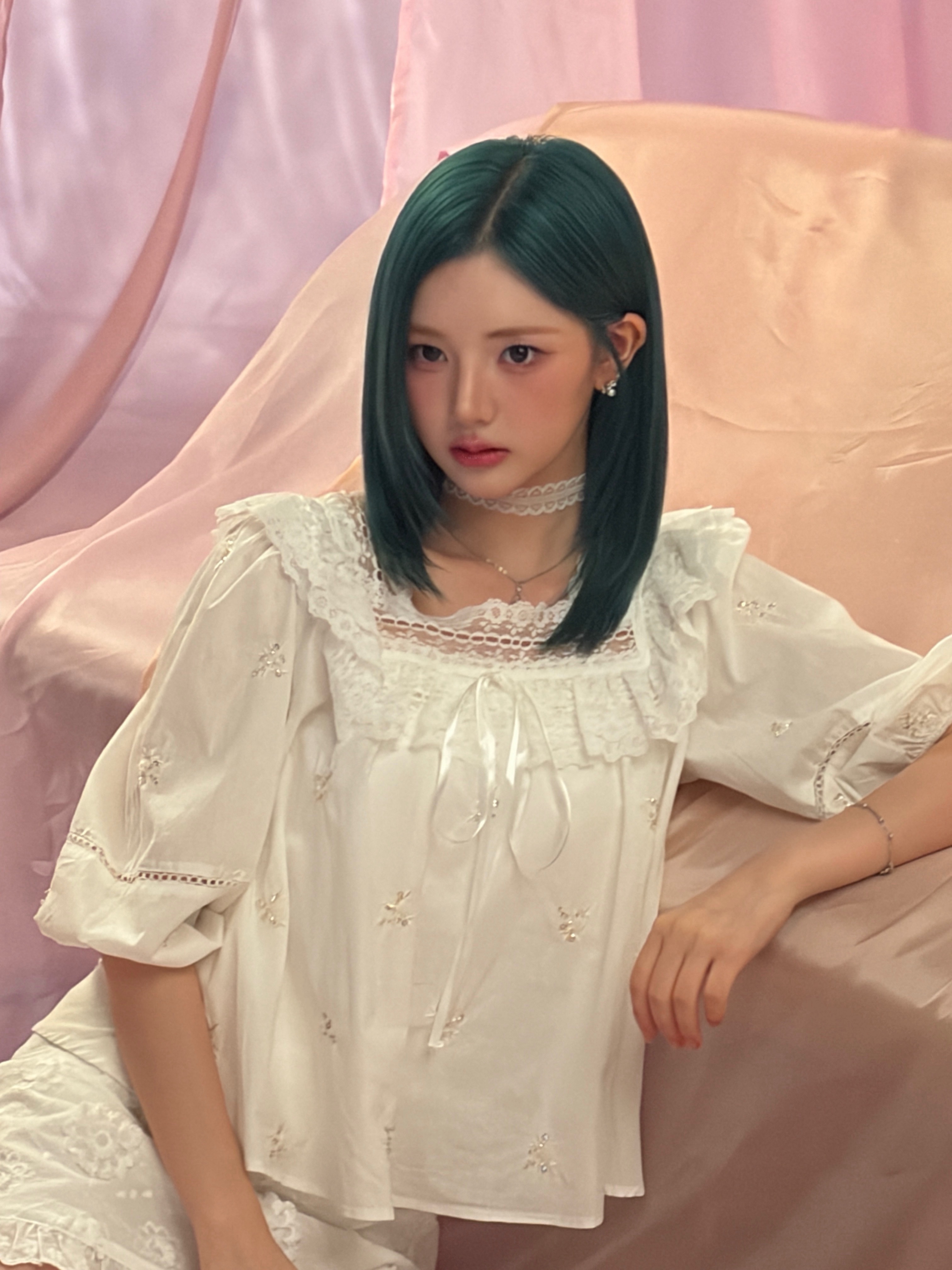 초록연지 오랜만이지
