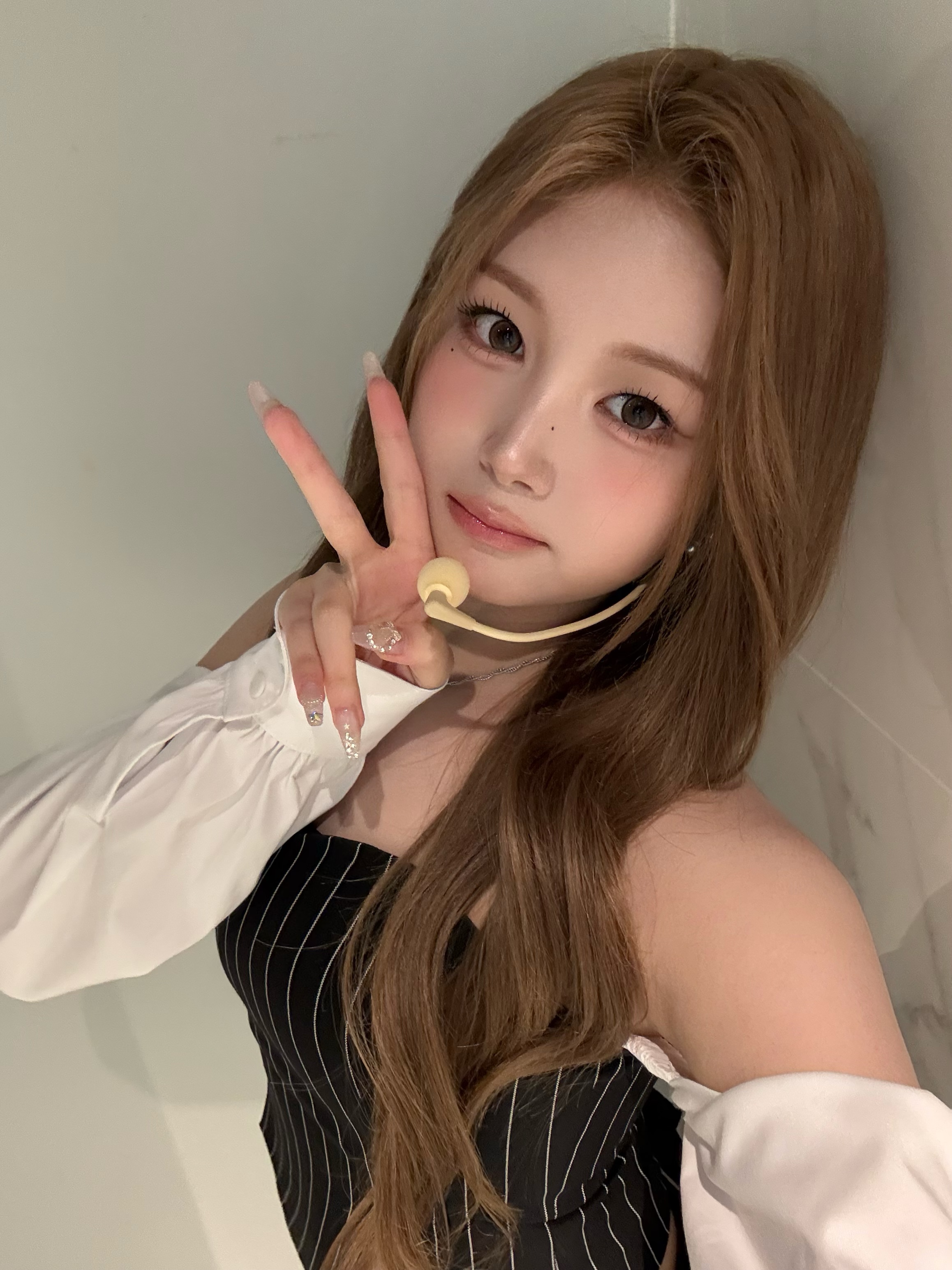빈가워🤍 앞으로 코스모에서 재밌게 잘 지내보장😚😚
오늘 하루도 화이팅!! ><