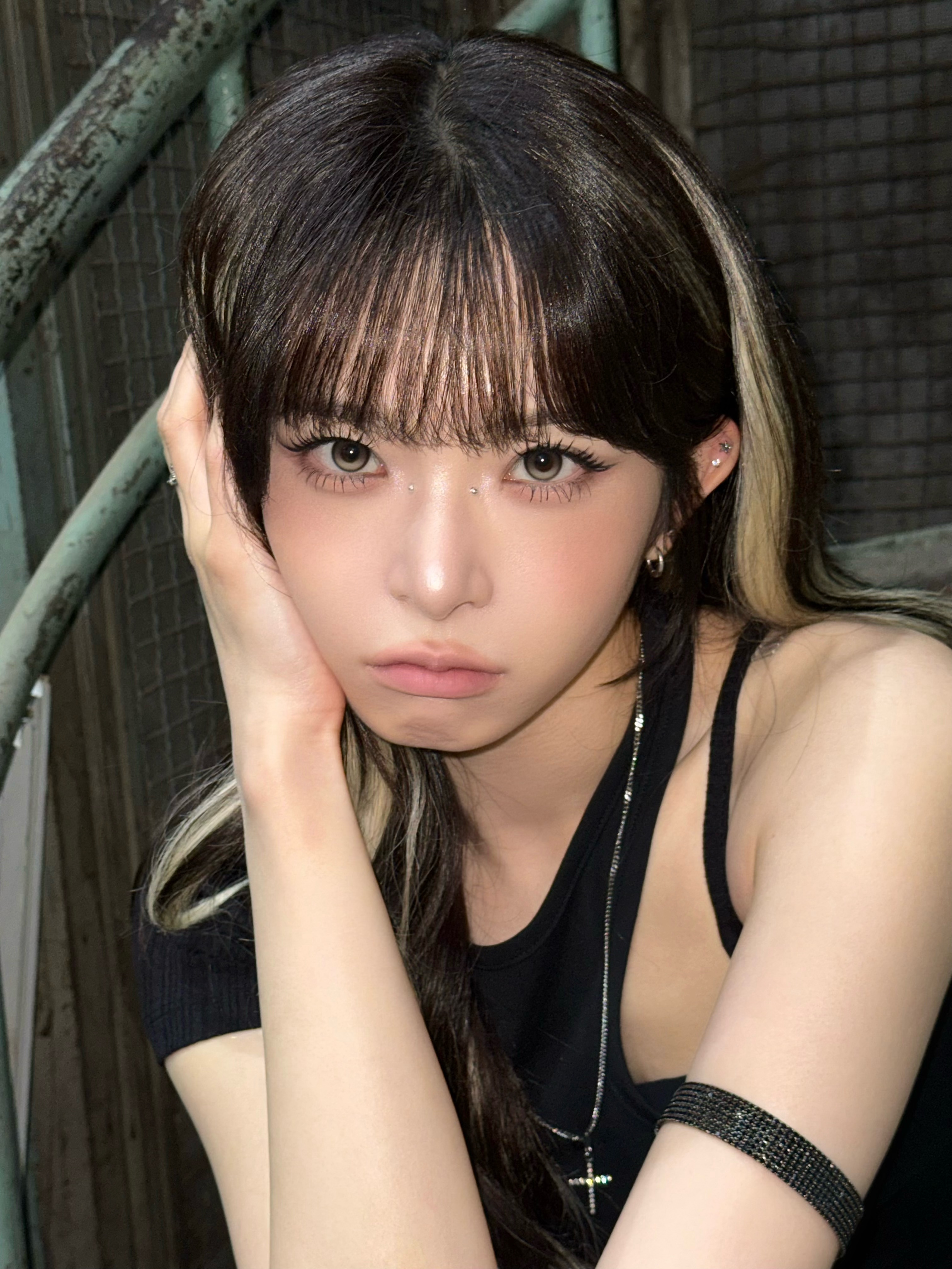 이 머리 보면 쿠앤크 먹고 싶어지네