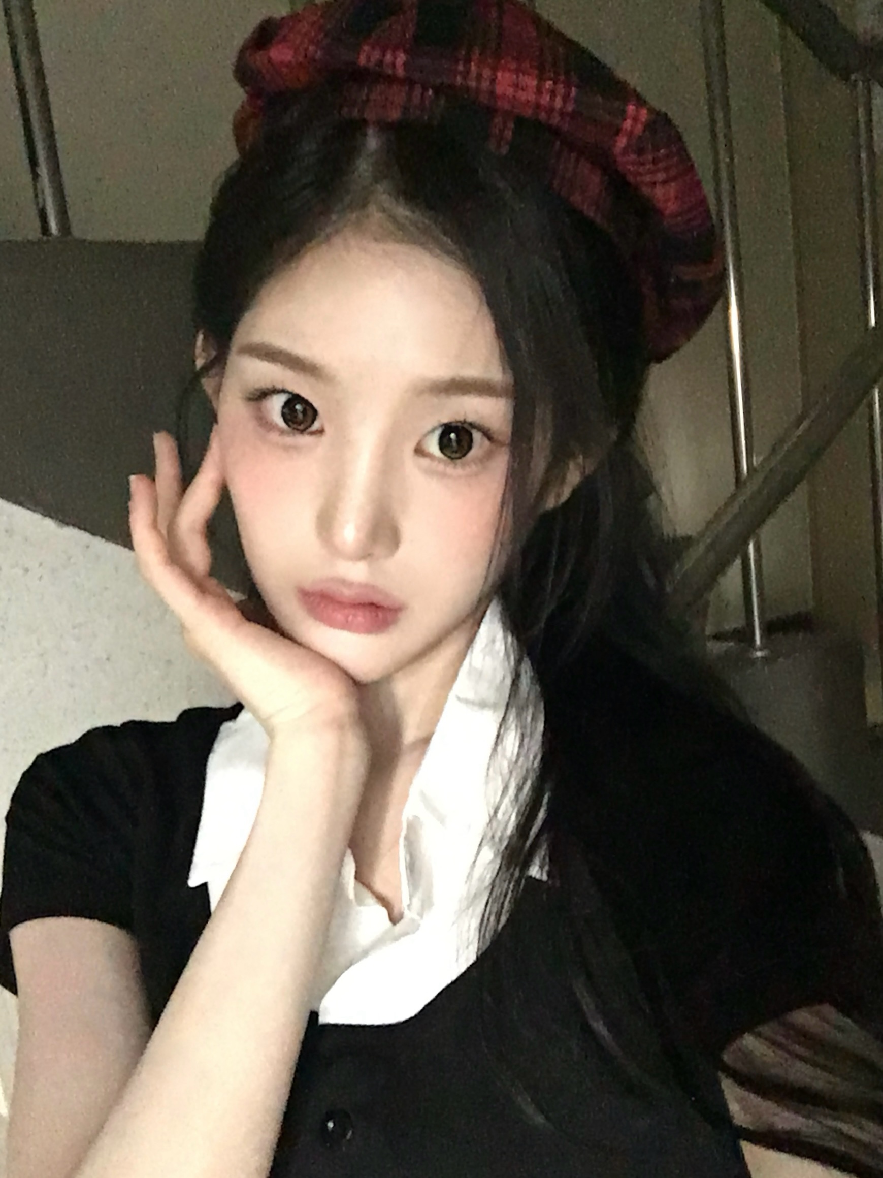 안녕?
한 번쯤은 날 들어봤겠지 너의🫵사랑니🦷🖤❤️