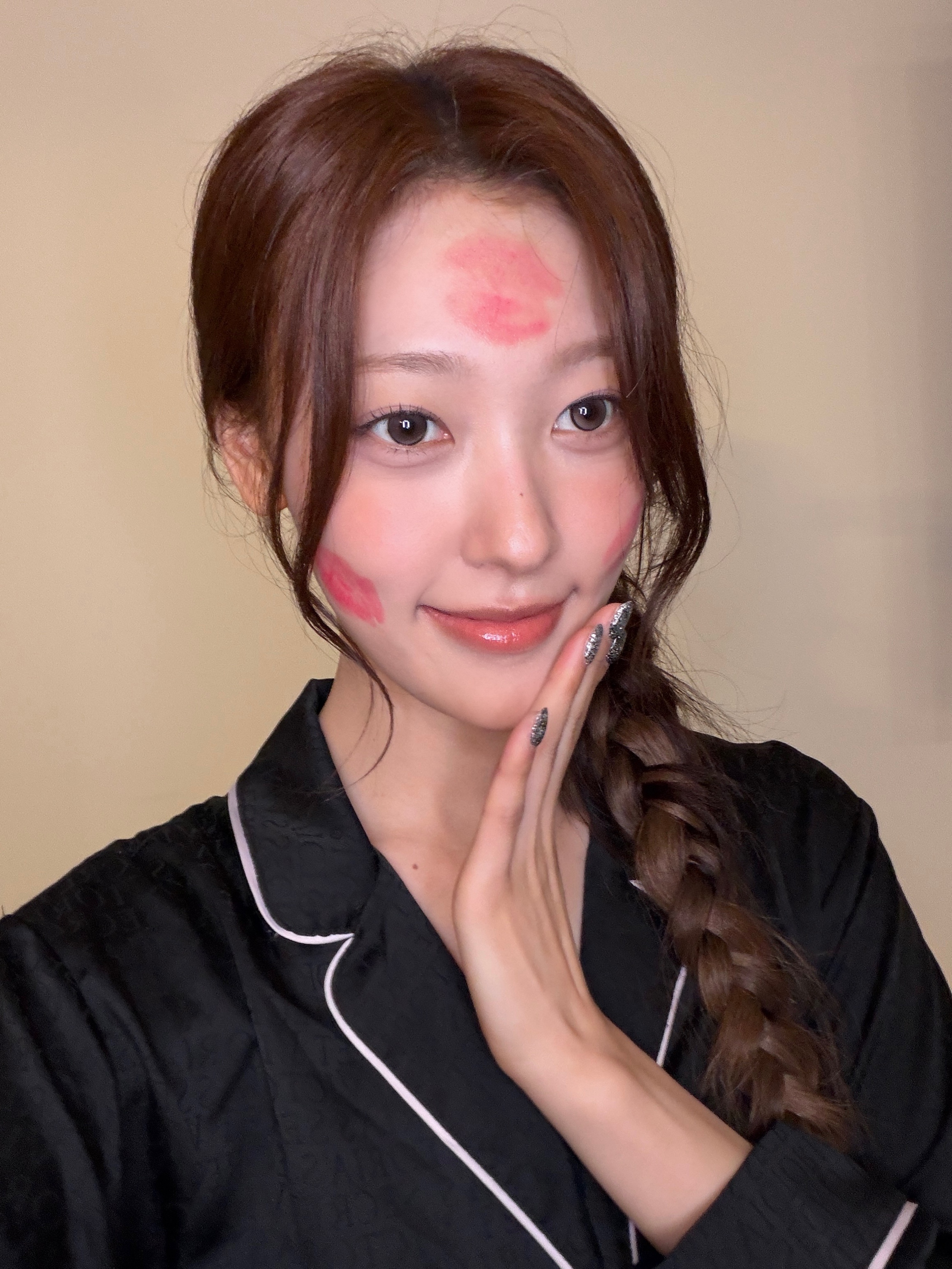사랑 듬뿍받은 막내의 모습💋